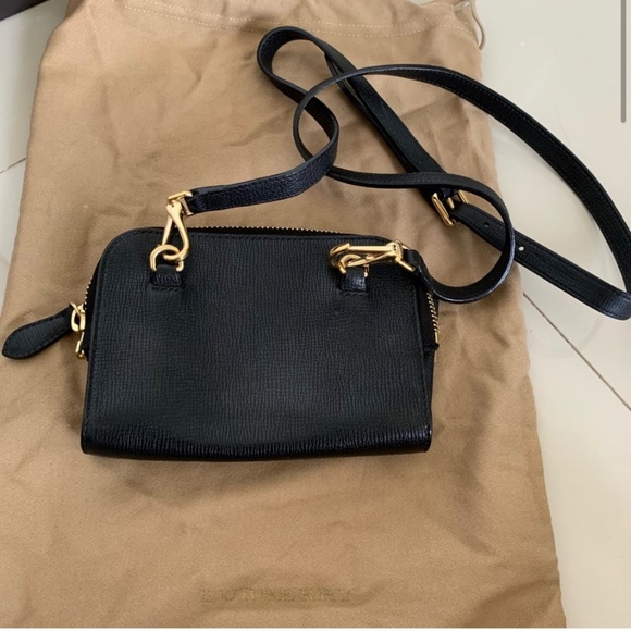 BURBERRY cross-body / belt bag. - Picture 2 of 12